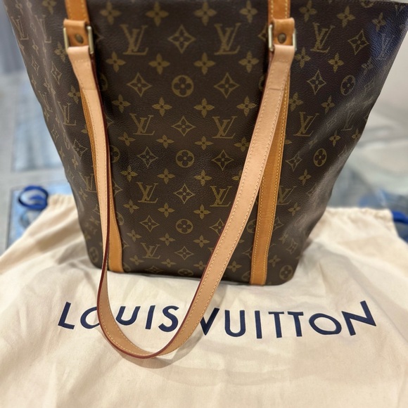 SOLD-100% Authentic Louis Vuitton Sac Shopping Brown Monogram Tote - En Vogue! - Picture 2 of 16